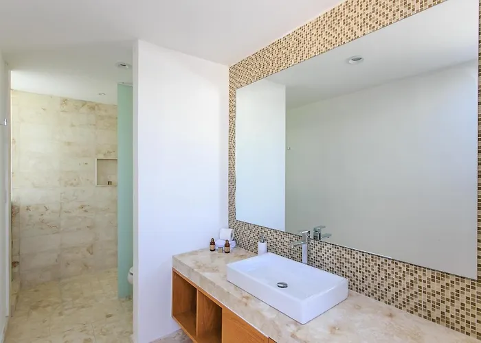 A-nah Apartments, Rooftop Pool, Walking Distance To 5th Avenue * Playa del Carmen