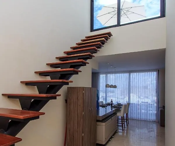 A-nah Apartments, Rooftop Pool, Walking Distance To 5th Avenue Playa del Carmen