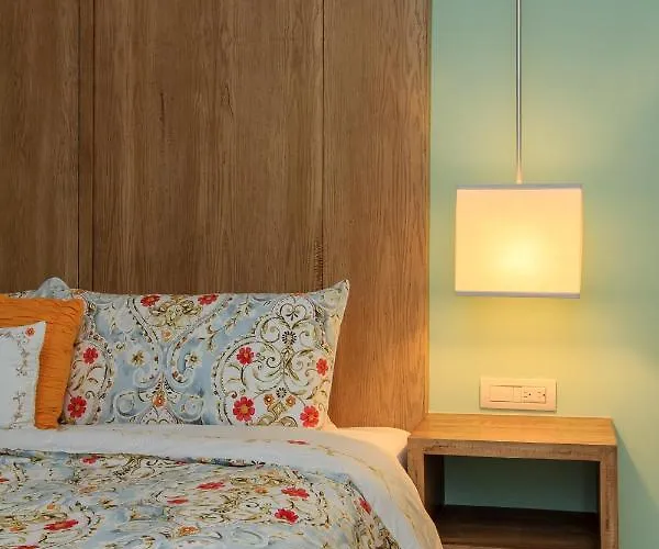 Apartment A-nah Apartments, Rooftop Pool, Walking Distance To 5th Avenue