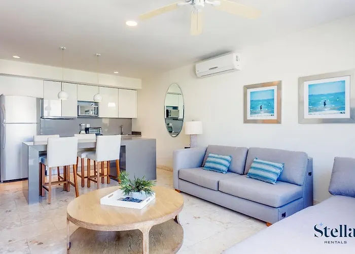 Apartment A-nah Apartments, Rooftop Pool, Walking Distance To 5th Avenue