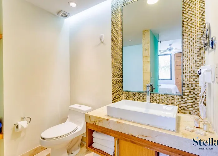 Apartment A-nah Apartments, Rooftop Pool, Walking Distance To 5th Avenue Playa del Carmen